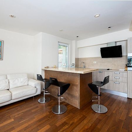 זאטון New Five Star Superior Apartment מראה חיצוני תמונה