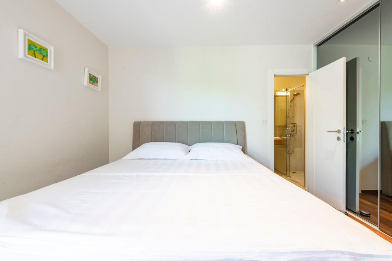 זאטון New Five Star Superior Apartment מראה חיצוני תמונה